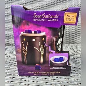 NEW ScentSationals SKULLY Peace & Love Skeleton Arm Ceramic Fragrance Wax Warmer